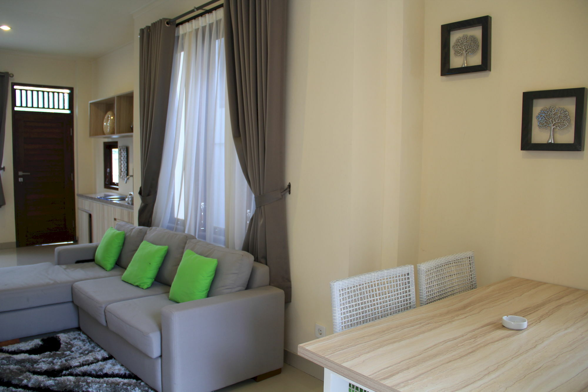 CLV Hotel&Villa Bedugul  Esterno foto
